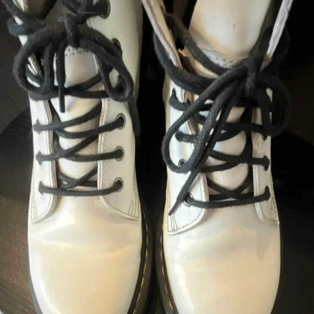 Dr. Martens White Combat Platform Boots Lace-Up Side Zipper US 7 EU 39
